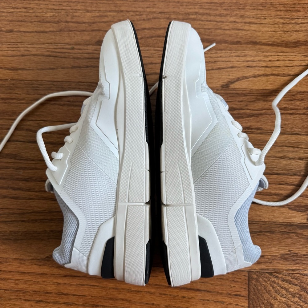 On Running White Sneakers - Picture 3 of 9